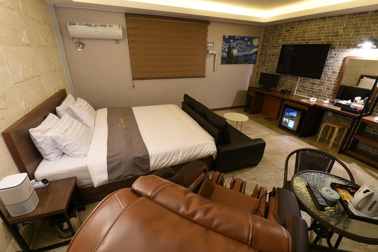 Jecheon Q Motel Exteriör bild