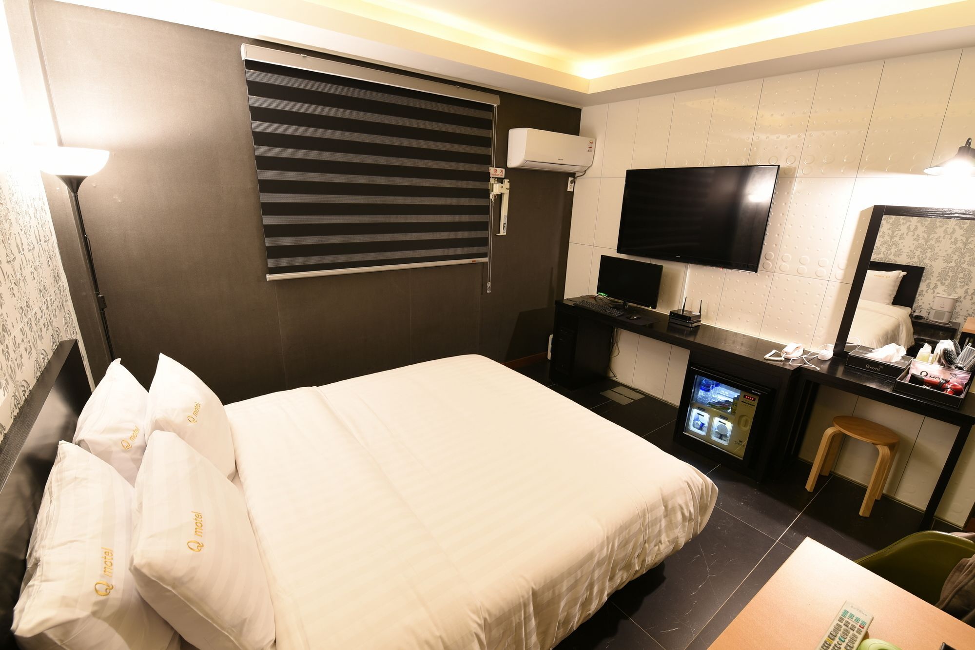 Jecheon Q Motel Exteriör bild