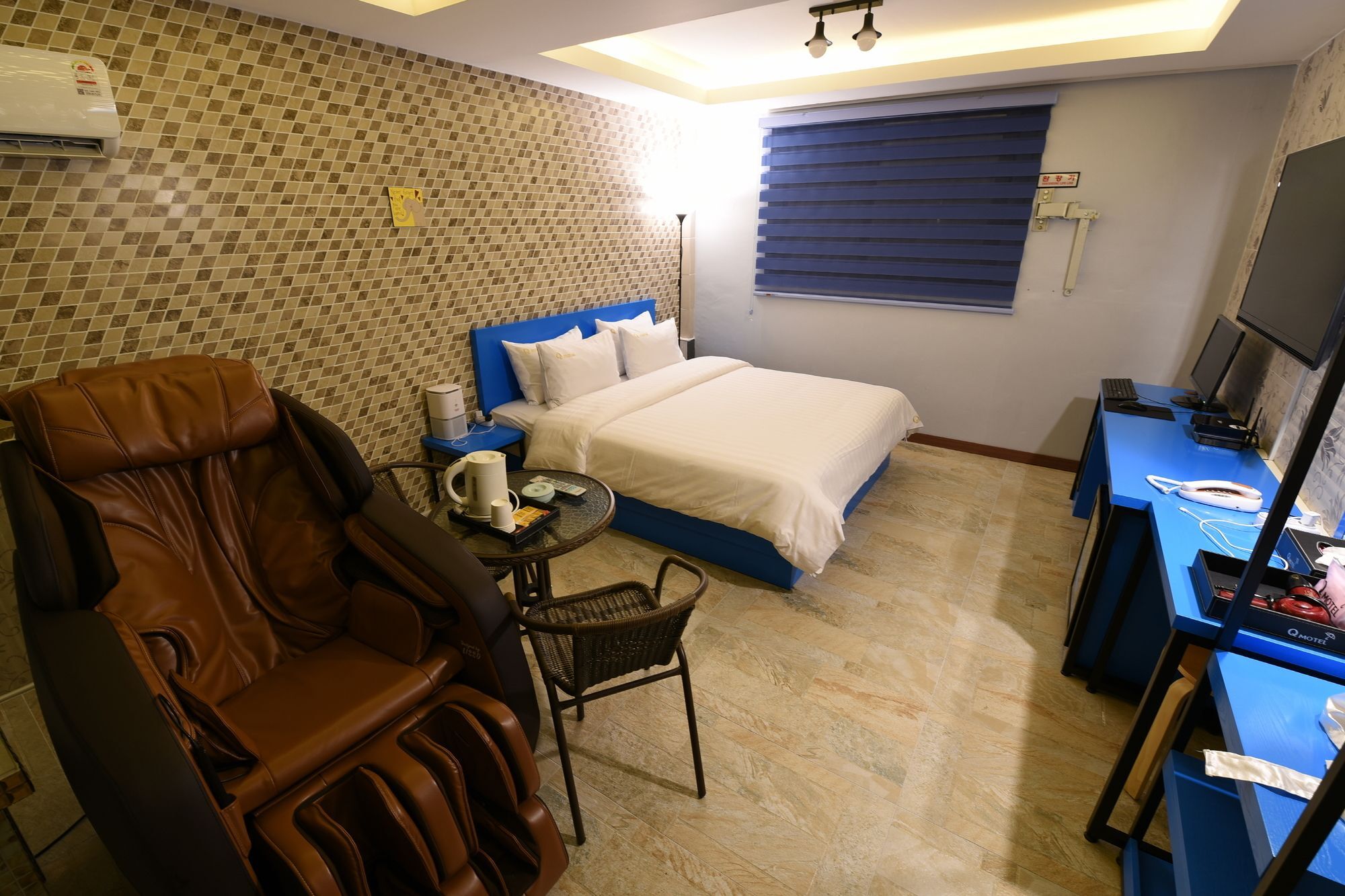 Jecheon Q Motel Exteriör bild